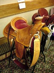 saddle-clay-banyai-01_600.jpg