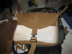 Messenger Bag with kevlar pocket for macbook