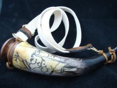 Reproduction 1700's powder horn