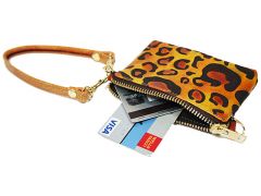 cheetah-print-wristlet-1l.jpg