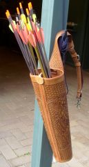 Back Quiver - Carved and Tooled.JPG