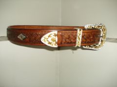 Roommate belt buckle close up.JPG