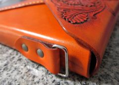 Envelope style messenger bag