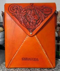 Envelope style messenger bag