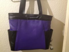 First machine-sewn handbag/tote