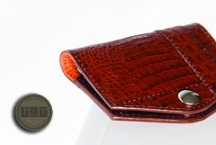 walletcloseupexterior