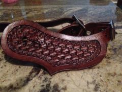 Spur straps