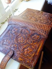 Stained ring binder
