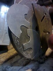 Pakistani Round Knife Construction 2