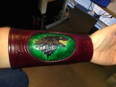 Archer arm guard 03