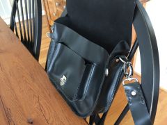 Black leather handbag, hand stitched, template available here on leatherwork.net