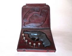 Leather presentation case for a Ruger® .357 magnum LCR