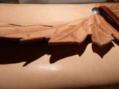 messengerbag feathers edges