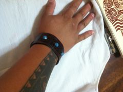 bracelet top