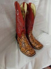 BOOTS