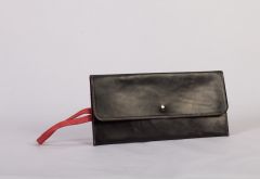 strap clutch