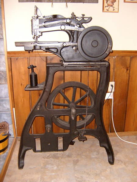 landis harness machine, foot treadle - Leather Sewing Machines ...