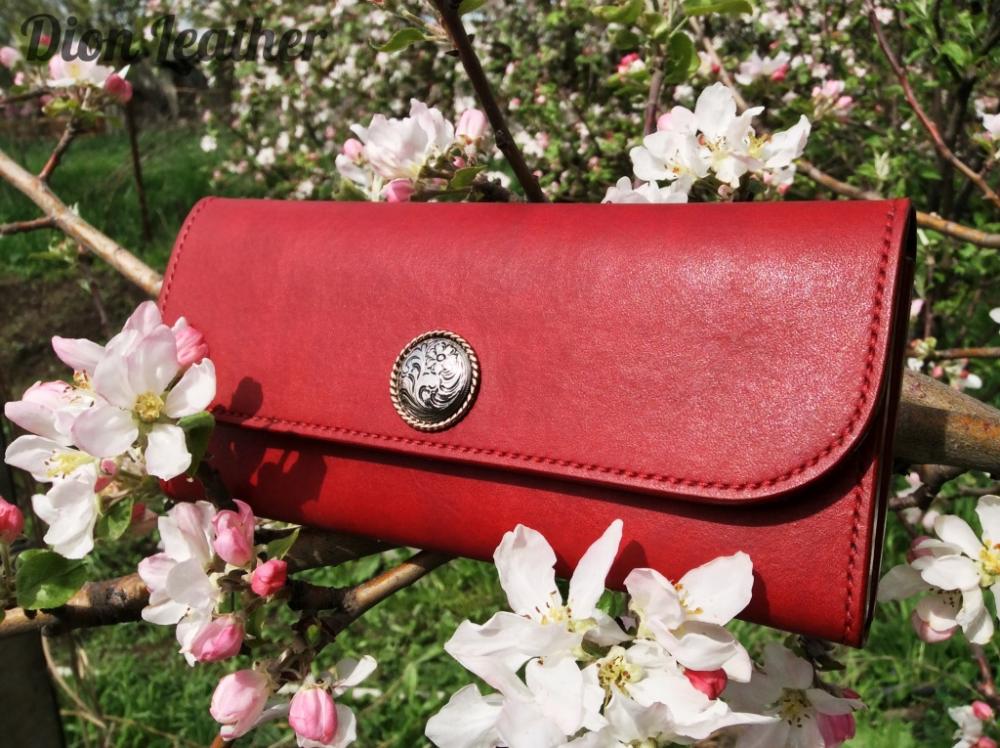 Women red long wallet_1.JPG