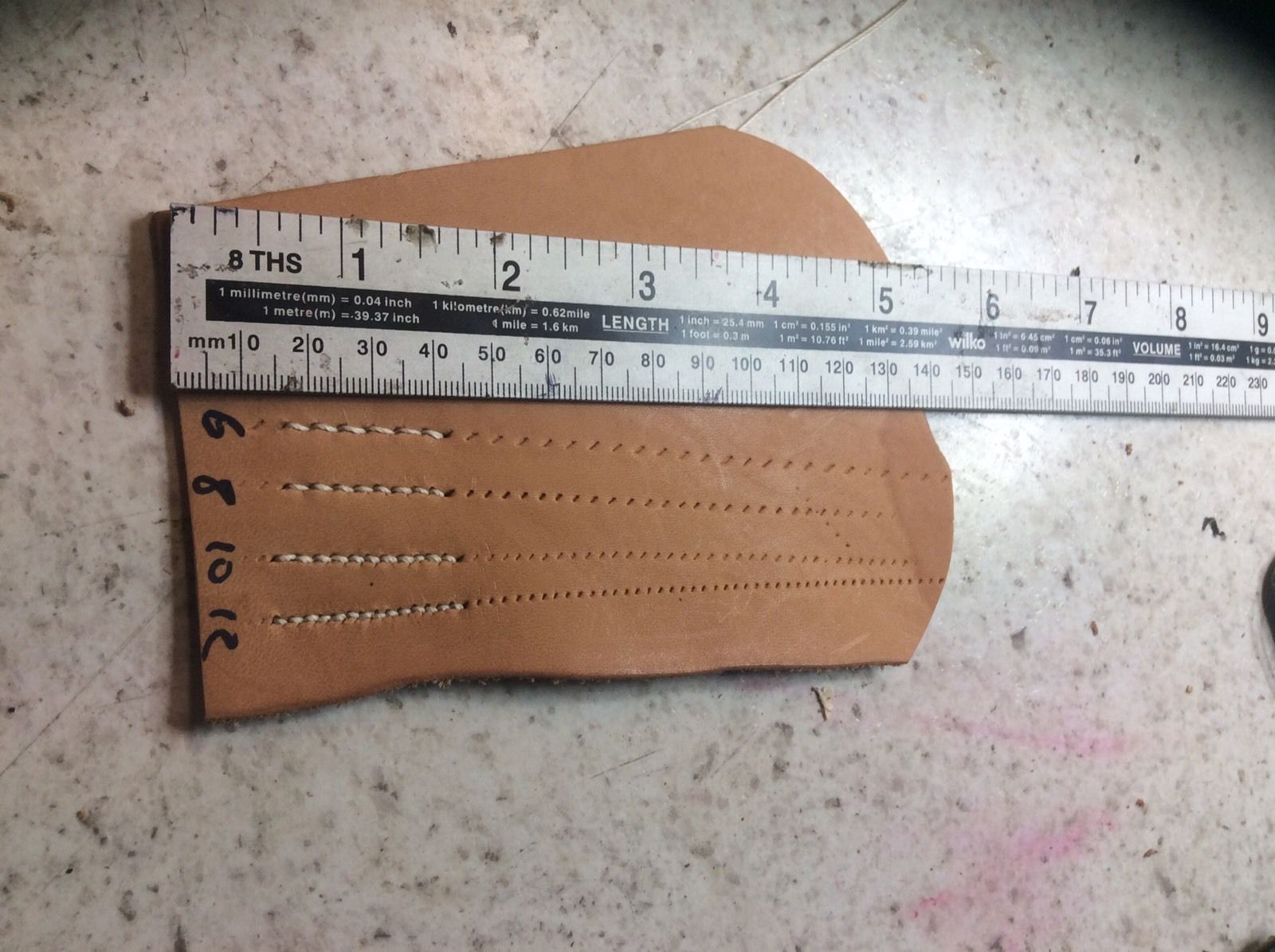 thread-sizes-sewing-leather-leatherworker