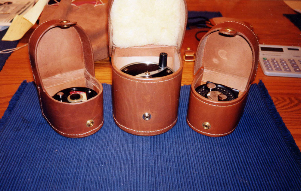 Fly reel case - Leatherwork Conversation 