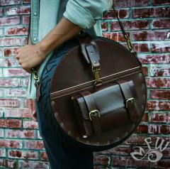 Bag with shoulder strap