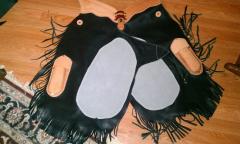 Black shoeing chaps 1.jpg