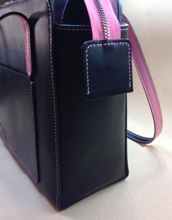 PinkPurse12LoRes.thumb.jpg.8f373436ff4ae6cb2dc3e4a21ce21989.jpg