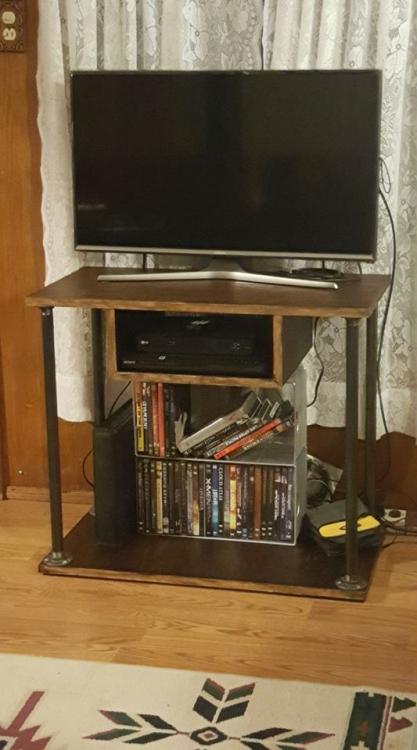 entertainment stand.jpg