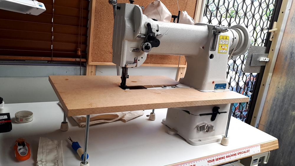 sewing machine with flat bed.jpg