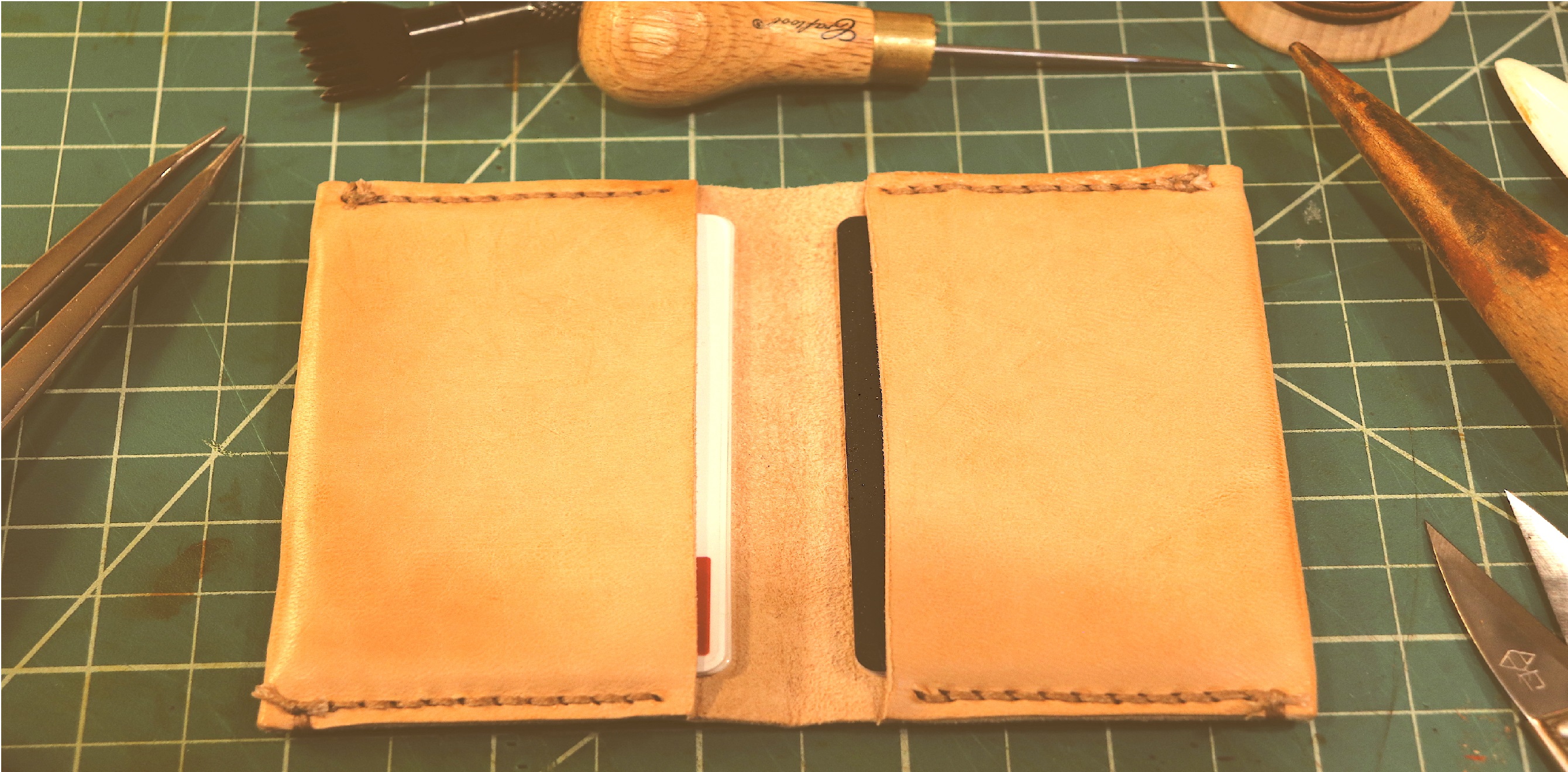 making-a-card-holder-in-under-30-minutes-member-gallery