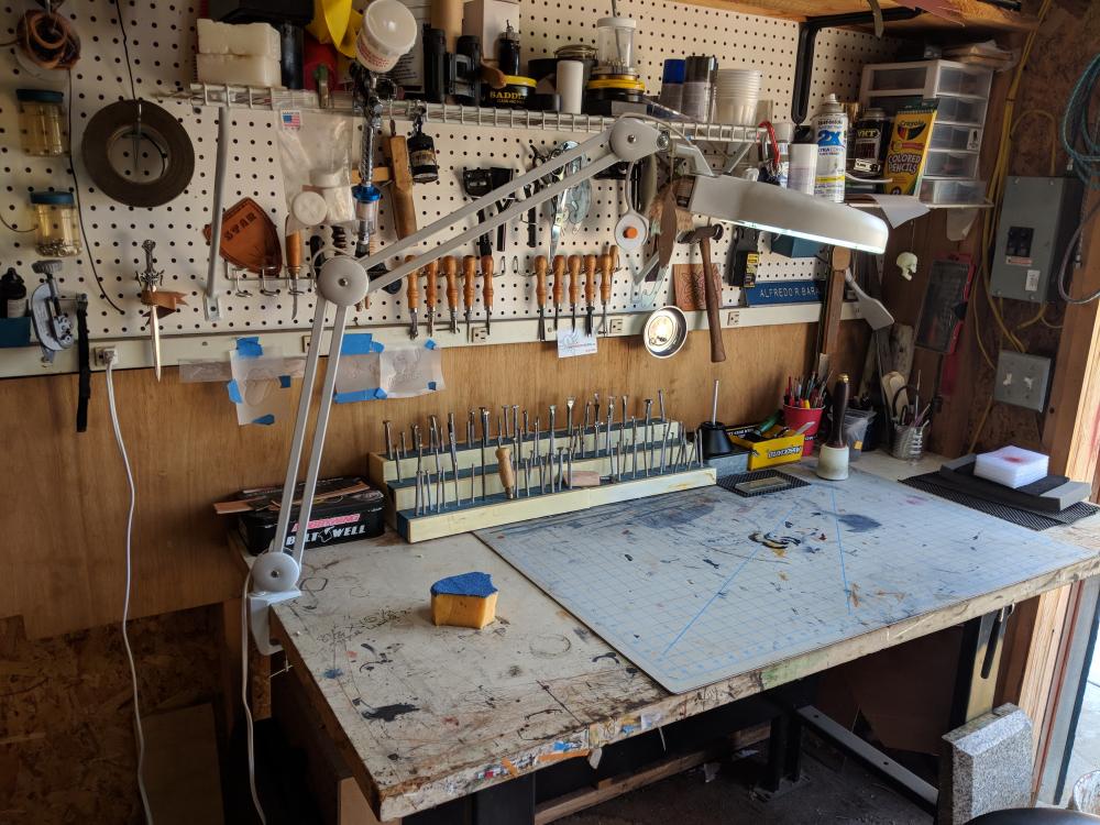 work bench.jpg