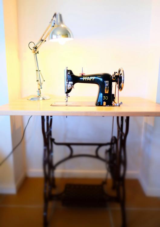 Object Biography – Pfaff 30 Sewing Machine