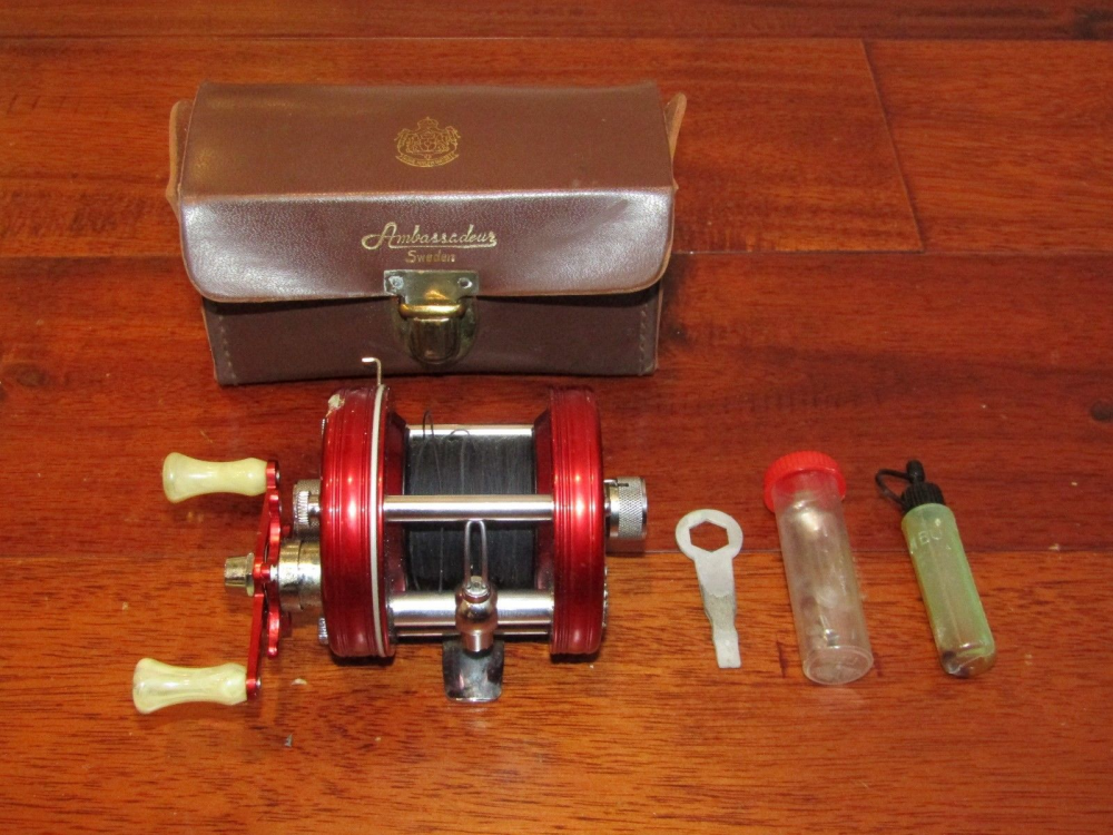 Restoration: My dad's old fishing reel case - Purses, Wallets, Belts and  Miscellaneous Pocket Items 