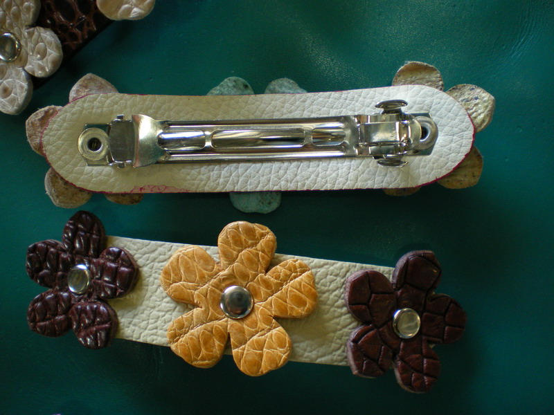 Flower hair clip3.JPG