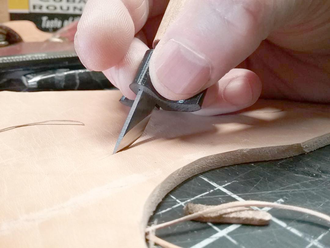 WUTA Wood Handle Leather Sharpening Strop Knife Razor Polishing Board –  WUTA LEATHER