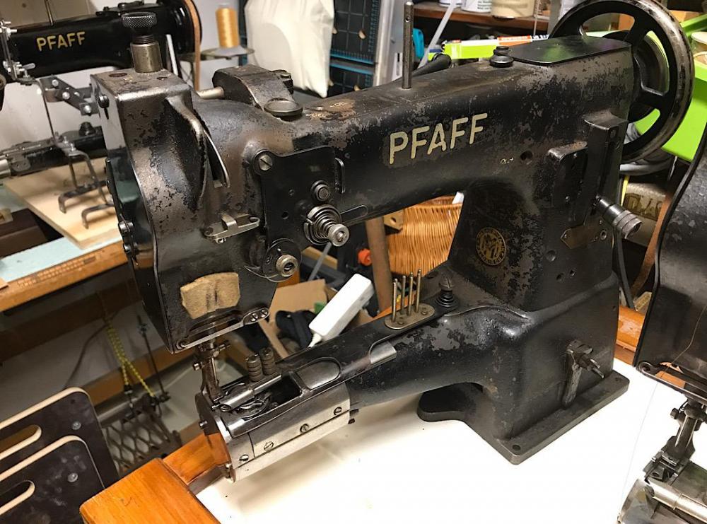 Pfaff industrial sewing machine - Arts & Crafts - Northfield