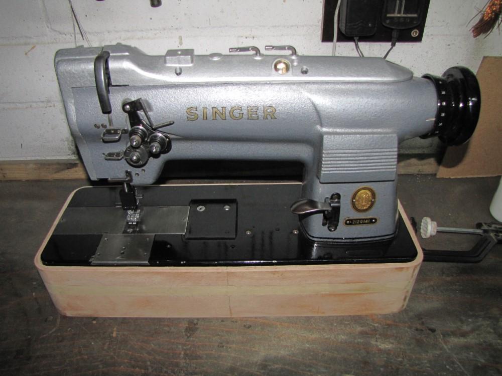 Singer 331lx918  Real walking foot .. pics - Leather Sewing
