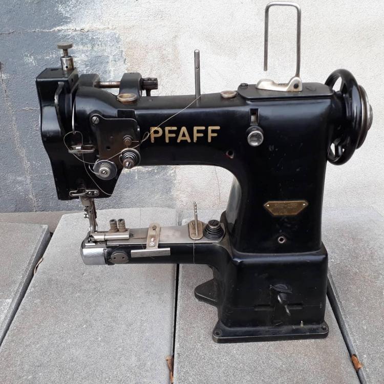 PFAFF 305.jpg