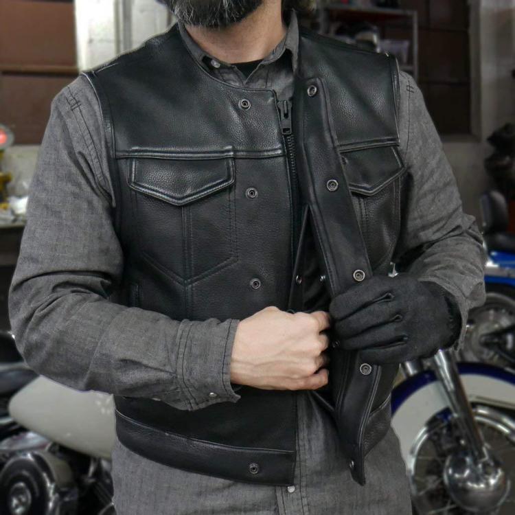 mens-black-leather-motorcycle-vest.jpg