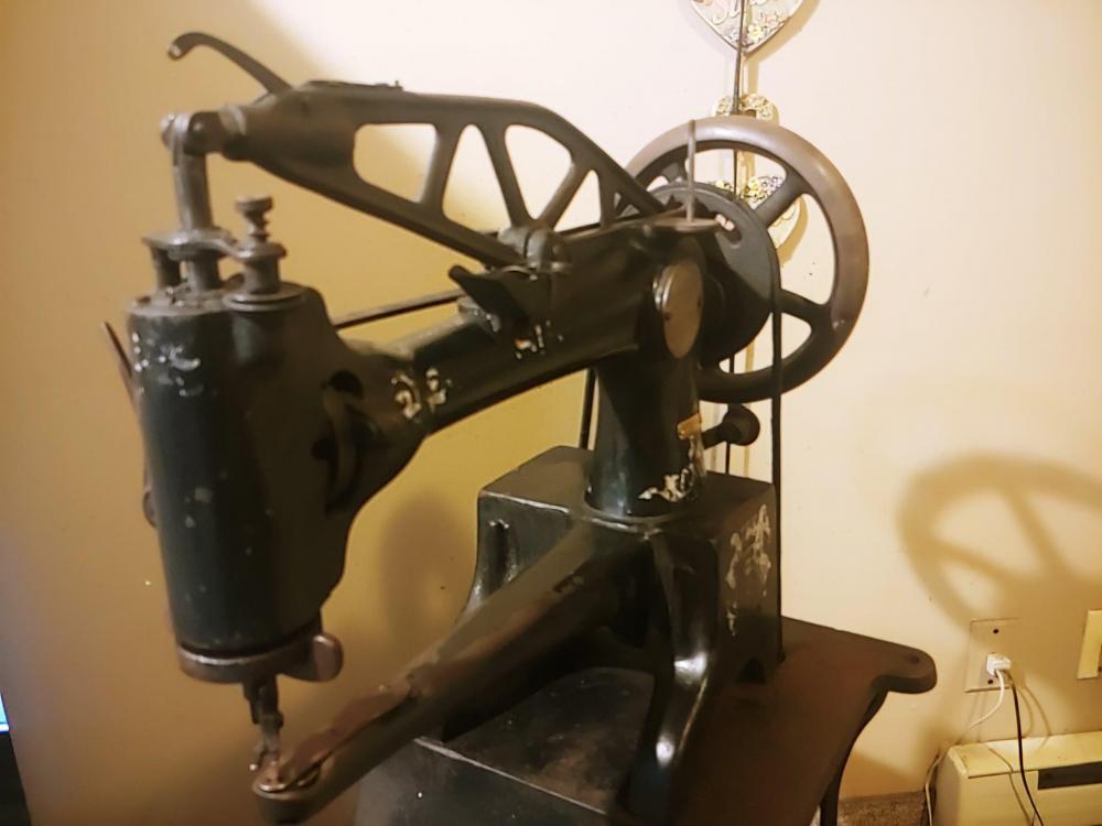 sewing machine2.jpg