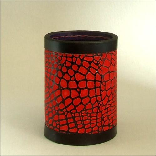 Kitty's red & black dice cup. 01LWs.jpg
