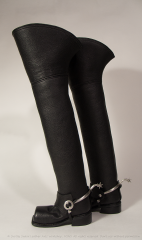 18th-century leather boots (replica) for a bjd doll.