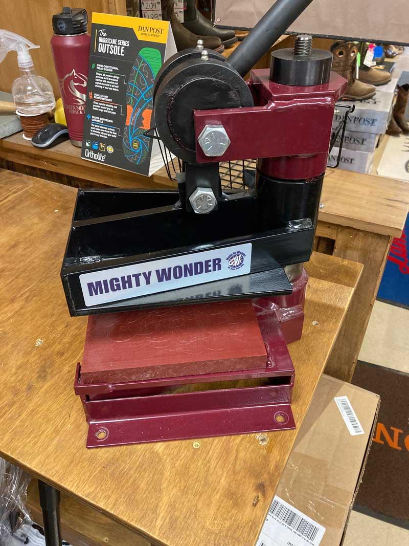 Mighty Wonder 4 Ton Clicker Press - Weaver Leather Supply