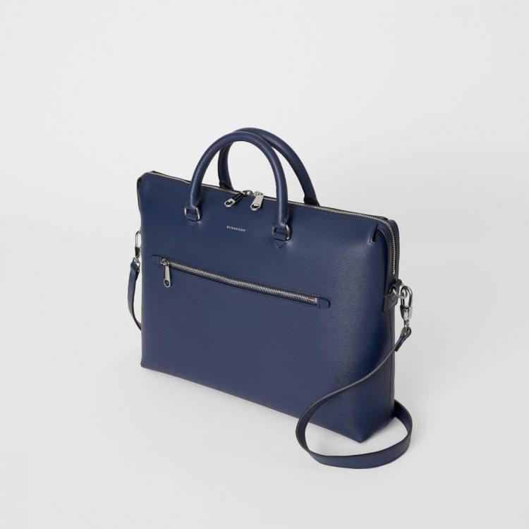 burberry-Navy-Large-Textured-Leather-Briefcase.thumb.jpeg.f90ee894dcfe50e2e0e852f999afa1e9.jpeg