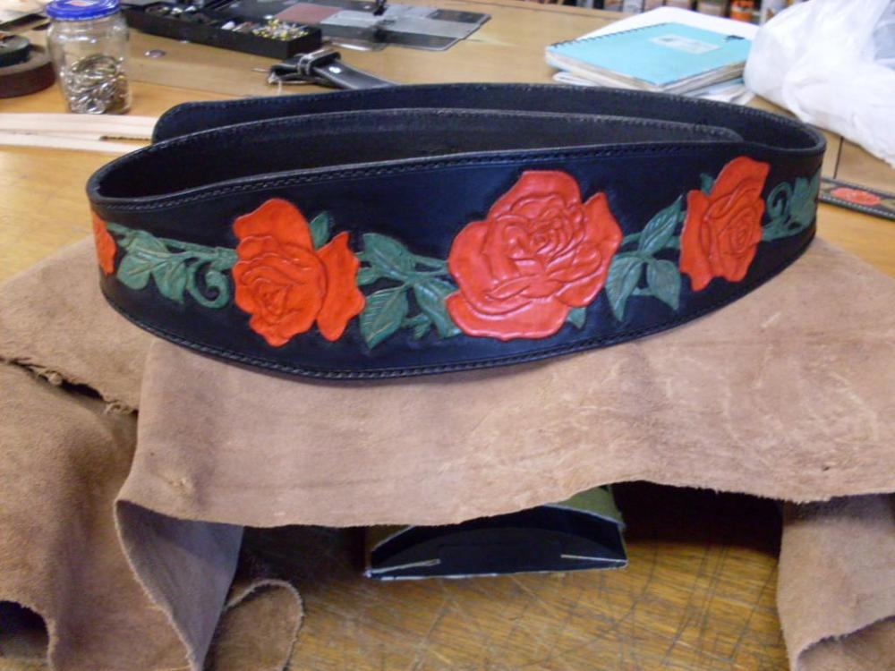 Rose Guitar Strap 001.jpg