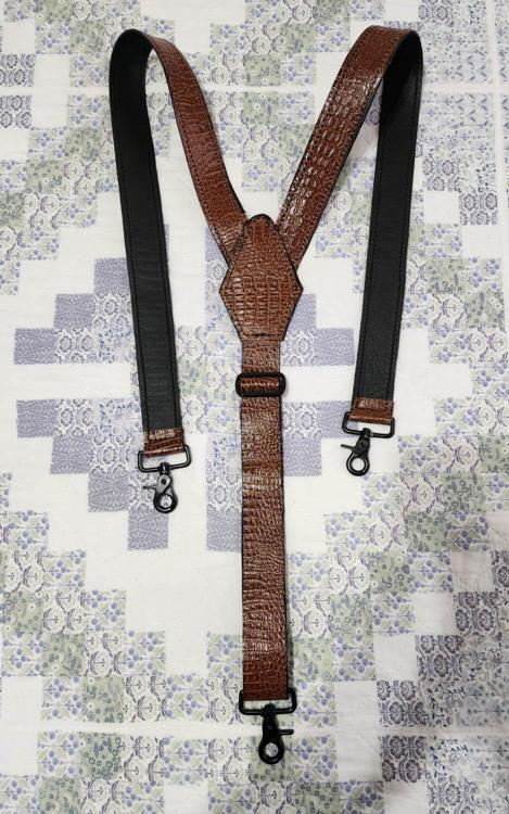 suspenders 2.jpg