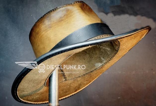 Indiana Jones Hat, 02.jpg