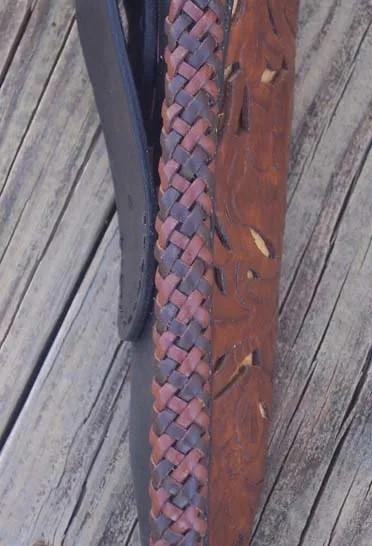 Knife sheath mex braid.jpg