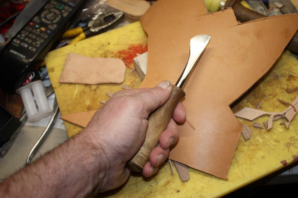 leatherknife4.jpg