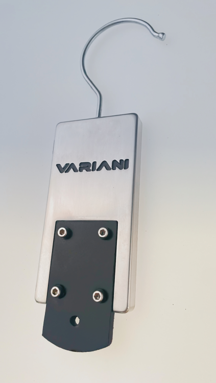 variani-belt-hanger.png